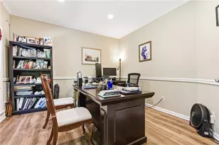 2436 Fontainebleau Dr, Dunwoody, GA 30360 - Photo 20