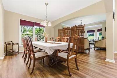 2436 Fontainebleau Drive, Dunwoody, GA 30360 - Photo 12