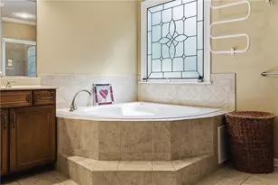 2436 Fontainebleau Dr, Dunwoody, GA 30360 - Photo 26