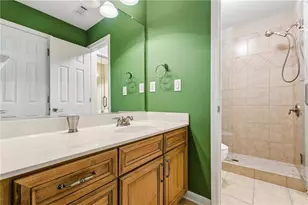 2436 Fontainebleau Dr, Dunwoody, GA 30360 - Photo 38