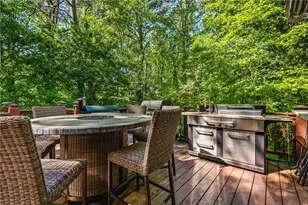 2436 Fontainebleau Dr, Dunwoody, GA 30360 - Photo 58