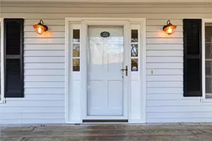 309 Mariner Cir, Woodstock, GA 30189 - Photo 4