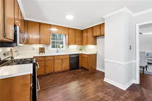 309 Mariner Cir, Woodstock, GA 30189 - Photo 8
