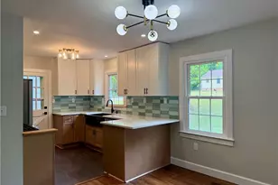 2274 Carey Dr SE, Atlanta, GA 30315 - Photo 8