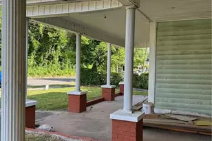 303 Grady Ave NE, Rome, GA 30161 - Photo 2