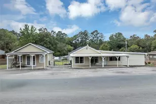 6071 N Main St SE, Acworth, GA 30101 - Photo 1
