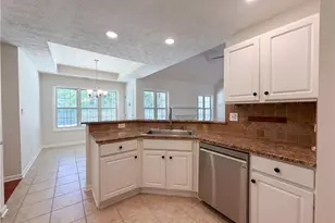 335 Hunters Glen, Fayetteville, GA 30215 - Photo 14