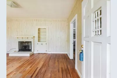 22 C Avenue, Gainesville, GA 30504 - Photo 2