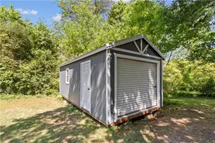 565 Williford St, Commerce, GA 30529 - Photo 24