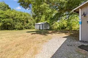 565 Williford St, Commerce, GA 30529 - Photo 22