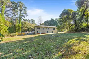 667 Alcovy Forest Dr, Lawrenceville, GA 30045 - Photo 4