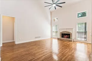 455 Hillcrest View Dr, Suwanee, GA 30024 - Photo 16