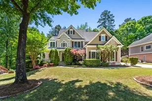 455 Hillcrest View Dr, Suwanee, GA 30024 - Photo 2