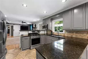 10 Davis St, Cartersville, GA 30120 - Photo 14
