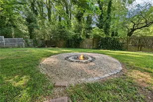 562 Rimrock Trail, Stone Mountain, GA 30083 - Photo 22