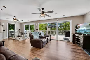 6275 Woodlake Dr, Buford, GA 30518 - Photo 16