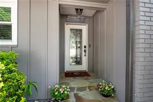 6275 Woodlake Dr, Buford, GA 30518 - Photo 4