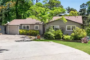 6275 Woodlake Dr, Buford, GA 30518 - Photo 2