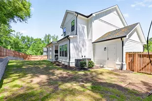 3896 Town Farms Dr, Peachtree Corners, GA 30092 - Photo 52