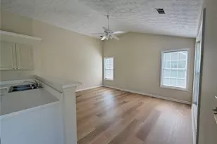 902 Conners Cove NW, Lawrenceville, GA 30044 - Photo 4