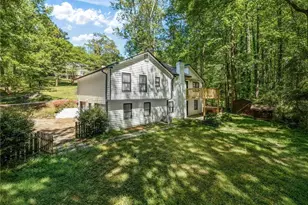 1373 Fairfield SW Dr, Lilburn, GA 30047 - Photo 34
