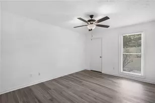 1373 Fairfield SW Dr, Lilburn, GA 30047 - Photo 20