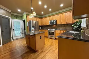3684 Heritage Crest Pkwy, Buford, GA 30519 - Photo 16
