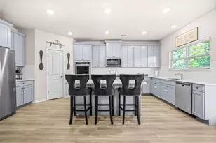 361 Traditions Ln, Hampton, GA 30228 - Photo 8