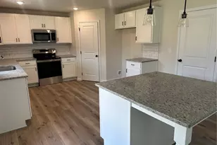 676 Rodeo Dr, Auburn, GA 30011 - Photo 10