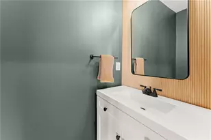 7098 Br Crk Cv, Flowery Branch, GA 30542 - Photo 8