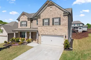 7098 Br Crk Cv, Flowery Branch, GA 30542 - Photo 2