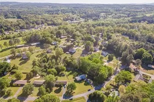 125 Clairmont Dr, Calhoun, GA 30701 - Photo 6