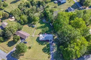 125 Clairmont Dr, Calhoun, GA 30701 - Photo 10