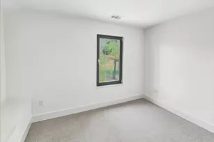 2162 Plantation Rd, Lawrenceville, GA 30044 - Photo 12