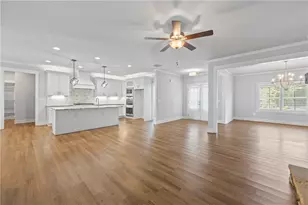 564 White Oak Wy, Monroe, GA 30655 - Photo 6