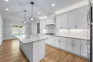 564 White Oak Wy, Monroe, GA 30655 - Photo 8