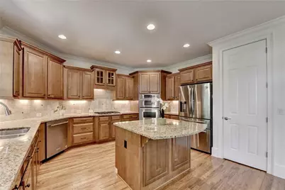 7580 Weston Club Drive, Suwanee, GA 30024 - Photo 32