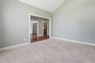 2102 Cathcart Ct, Lawrenceville, GA 30045 - Photo 8