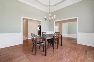 2102 Cathcart Ct, Lawrenceville, GA 30045 - Photo 6