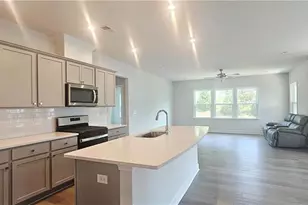 621 Pineberry Ct, Grayson, GA 30017 - Photo 10