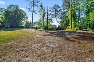 2061 Shady Ln, Tucker, GA 30084 - Photo 36