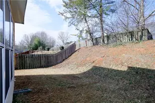 1170 Laurel Cove Dr, Snellville, GA 30078 - Photo 36