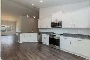 211 Laney Dr, Carrollton, GA 30117 - Photo 6