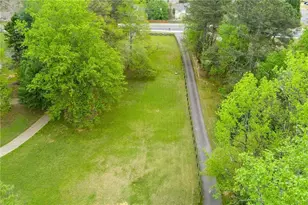 2755 Mack Dobbs Rd NW, Kennesaw, GA 30152 - Photo 68