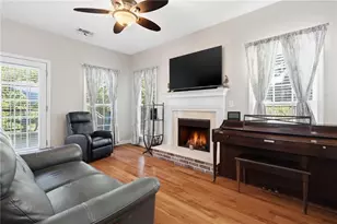 460 Persimmon Dr, Sharpsburg, GA 30277 - Photo 26