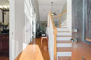 460 Persimmon Dr, Sharpsburg, GA 30277 - Photo 4