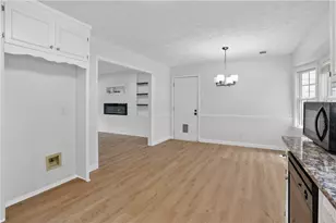 2115 Huntington Dr, Loganville, GA 30052 - Photo 4
