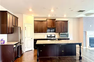 2418 Ivy Meadow Ln, Buford, GA 30519 - Photo 8