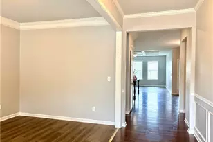 2418 Ivy Meadow Ln, Buford, GA 30519 - Photo 4