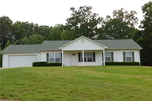 13 Vista Ct, Dahlonega, GA 30533 - Photo 1